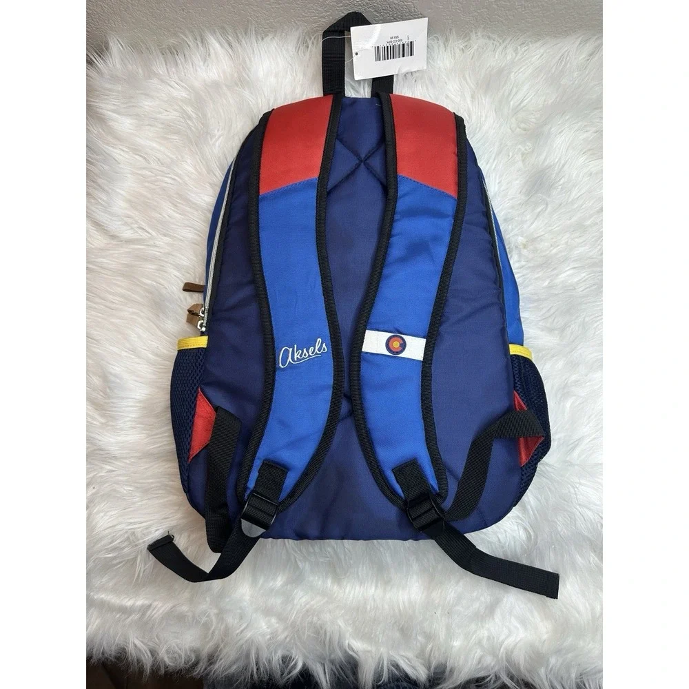 Aksels brand new